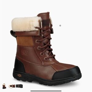 ugg kids butter II CWR size 1 - never worn